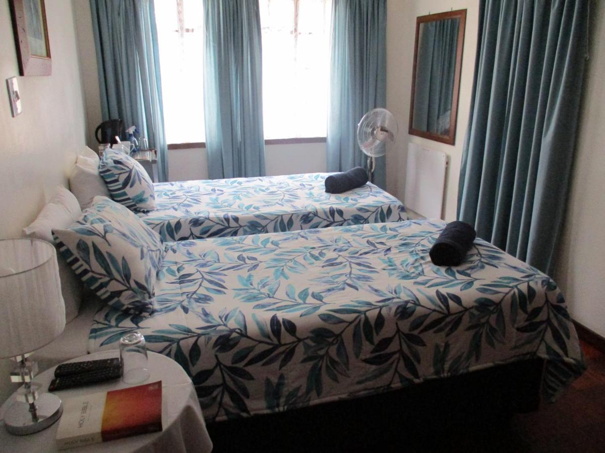 White Rose Guest House Vanderbijlpark Exterior foto